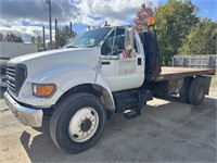 2000 Ford F750 Flatbed