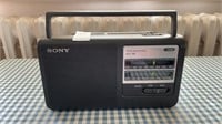 Vintage Sony stereo - battery operated - 9 inches