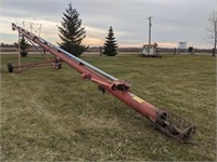 Fererl 10' x 60' Auger - PTO Drive - Works Good!