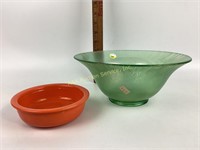 Stretched uranium glass bowl & Fiesta bowl
