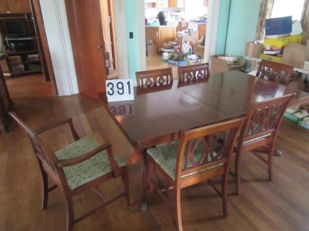 Solid Mahagany Inlaid Dining Room Set