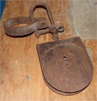 Vintage Rope Pulley