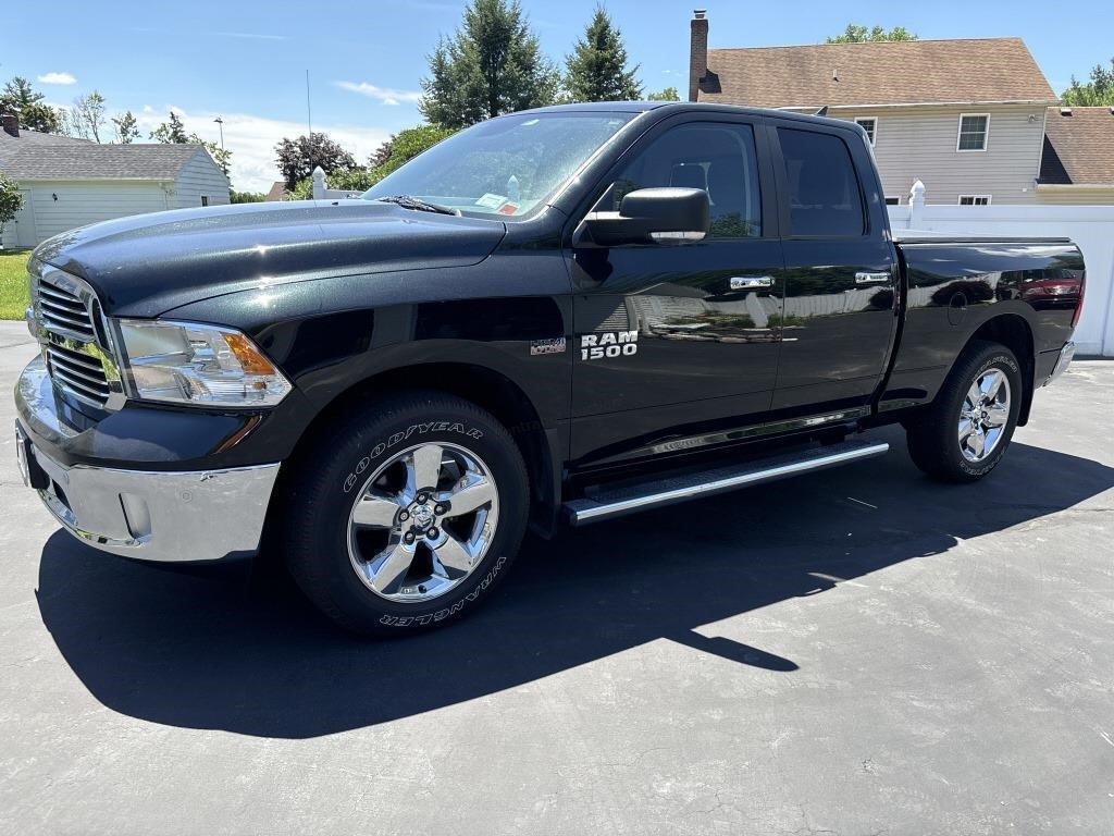 2015 RAM 1500 PICKUP TRUCK