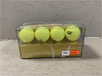 (20) Slazenger Golf Balls