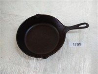 The Lodge 5SK Cast Iron Skillet