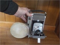 Antique Polaroid land camera Model 80