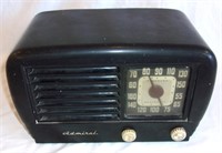1940's Admiral Bakelite radio-as is.
