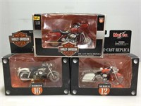NIB Harley-Davidson 1:18 Die Cast Motorcycles by