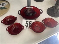 Red Berry Bowl & (5) Small Bowls (U231)