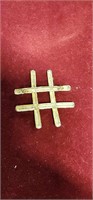 Vintage gold tone hash tag tic tac Toe Brooch