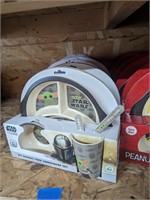 Mercari dinnerware Star Wars etc 6 sets