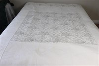 Full / Queen White & Grey Quilt Cover
