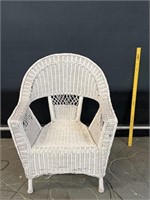 Antique White Wicker Chair