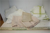 Table Cloth's & Napkins  3 Sets
