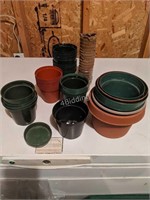 G- A Lot of Planting Pots