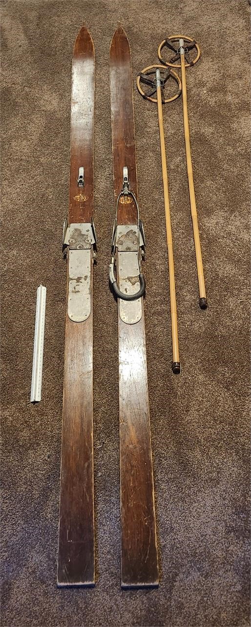 Antique wood hickory skis & poles