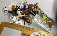 Collection of horses, farm animals, small toys