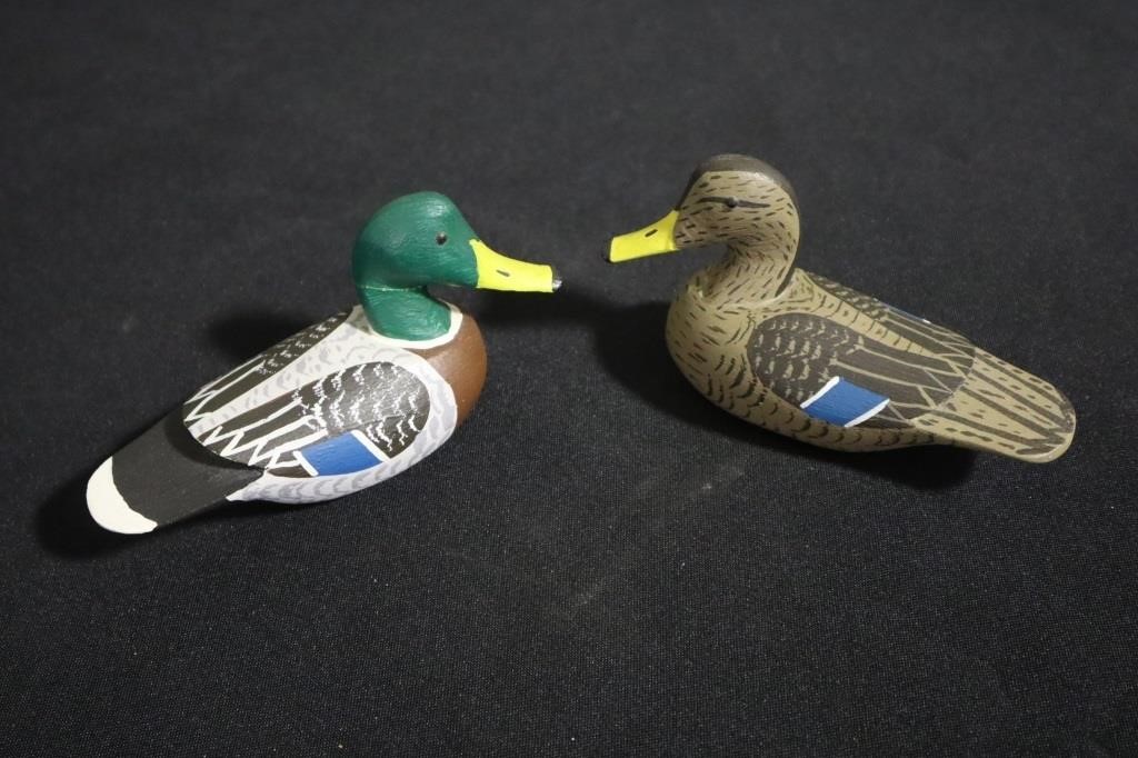 Pair of wood miniature Mallard decoys