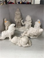 Snow White & Dwarves Figures - Some Chips