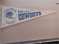 VINTAGE DALLAS COWBOYS PENNANT