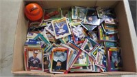 BOX OF BASEBALL CARDS & WINNER'S CHOICE BASEBALL