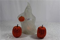 Lighted Ghost with 2 Decorative Pumpkins