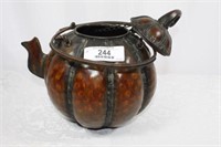Pumpkin Kettle with Lid and Handles