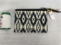 Bcbg wristlet bag with tags authenticity unknown