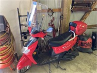 Lifan moped with title. Runs needs battery