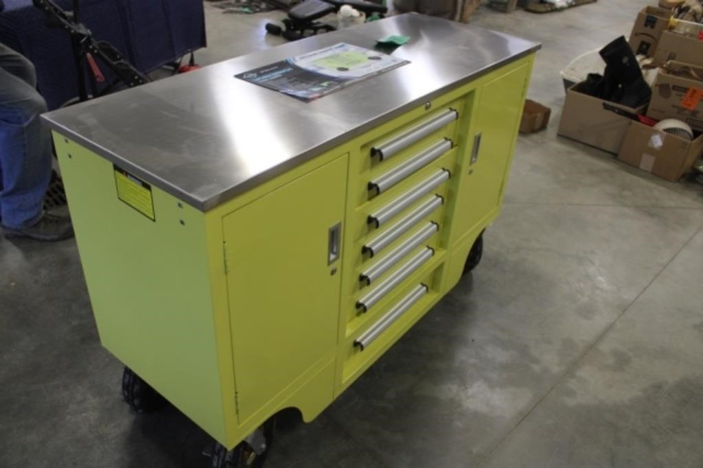 4.5' 7 Drawer Rolling Toolbox/Workbench