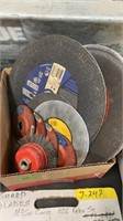 BX OF CUTTING & GRINDING DISCS