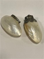 2 Mother of Pearl Snuff Box Opalescent Clam Shell