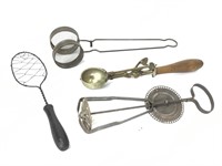 Vintage Kitchen Whisk Ice Cream Scoop Beater+