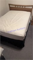 Double bed, matches dresser on lot 553