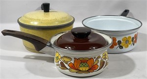 Three Vintage Colorful Pans (Largest is 13.5in L