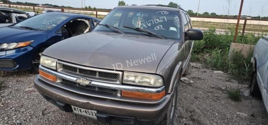 2004 Chev Blazer 1GNCS13XX4K167067 Unlicensed