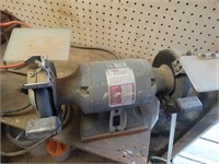 Dayton 1/5 HP bench grinder BRING TOOLS to remove