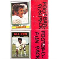 (2) 1974 Topps Football Sealed Fun Packs