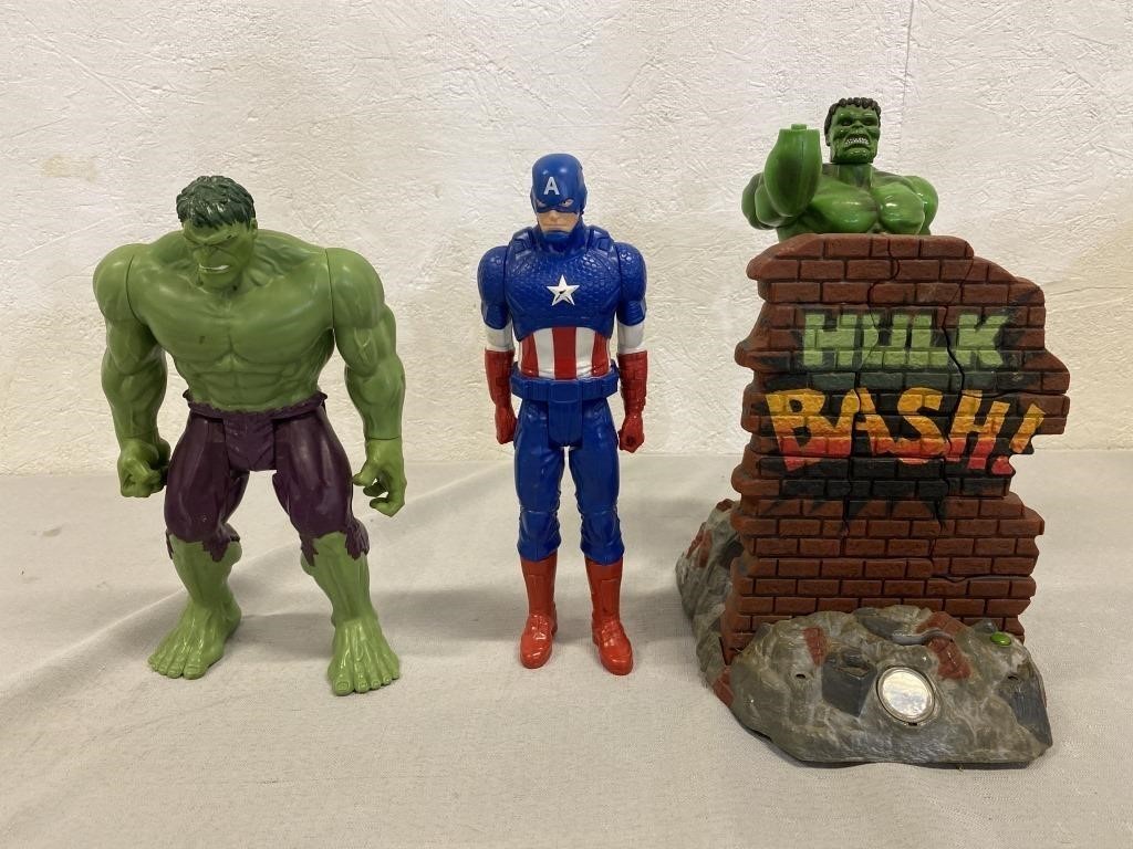 Marvel Hulk Alarm Clock & Captain America/ Hulk