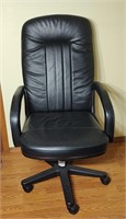 Black Office Chair w/Roller Pad