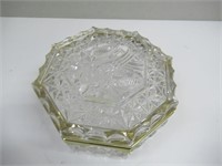 Heavy Crystal Round Trinket  Box with Bird  on it