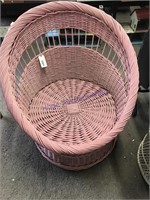 Round pink wicker chair