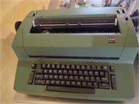 IBM Selectric II electric typewriter. Looks nice