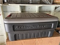 RubberMaid Action Packer
