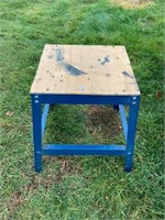 WORK BENCH - BLUE METAL LEGS