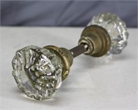 ANTIQUE GLASS DOORKNOB SET