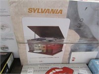 SYLVANIA - TURNTABLE, CD, RADIO, CASSETTE SYSTEM