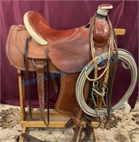 16 inch Court's saddlery roping saddle