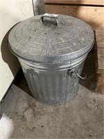 Galvanized Ash Can w/ Lid