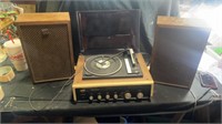 Sony record player & speakers